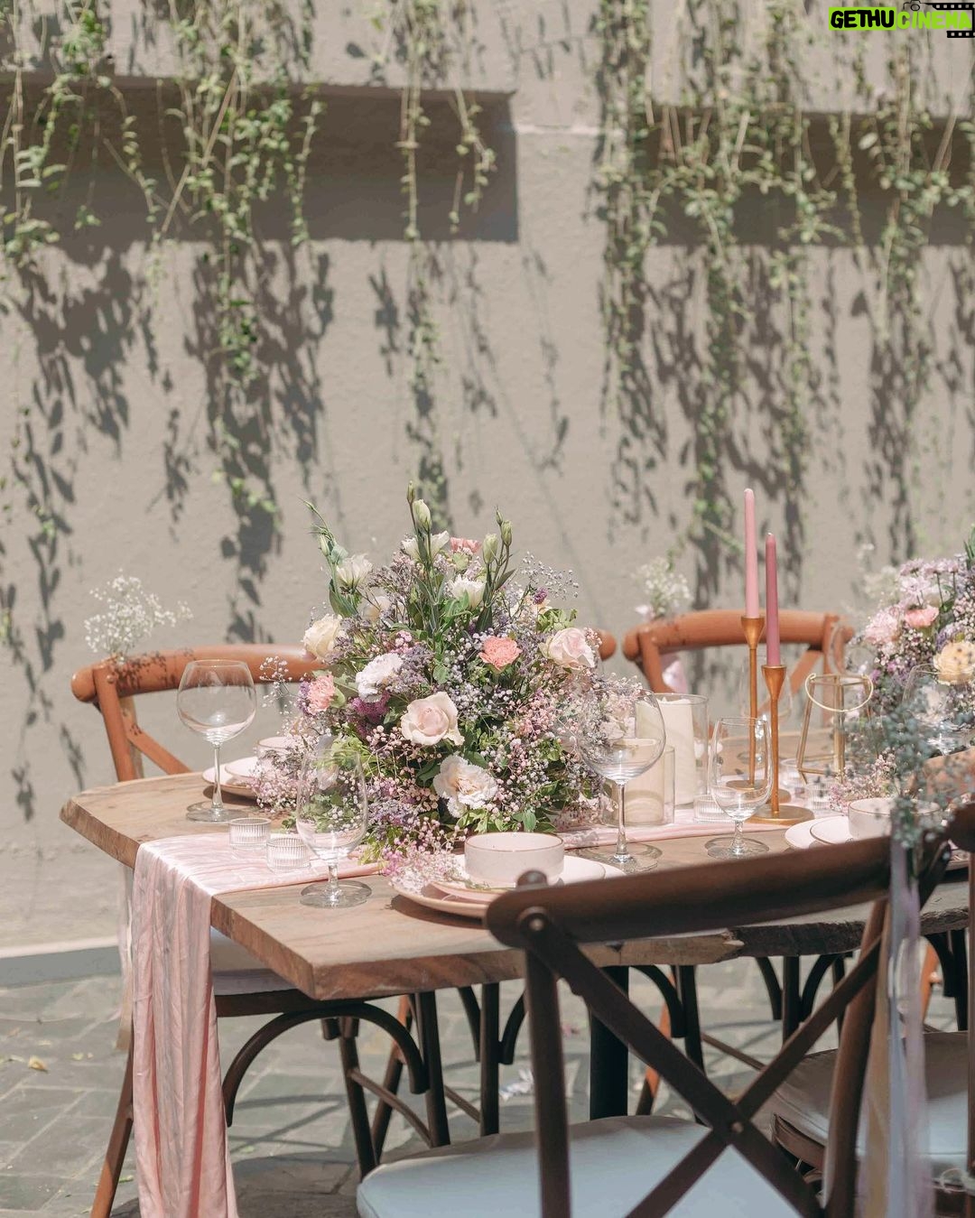 Alanna Panday Instagram - We worked with @doitup.today for our engagement party a year and a half ago and I’m so happy they got to be a part of this bridal brunch to kick start the wedding celebrations 🌸 🌷🌺