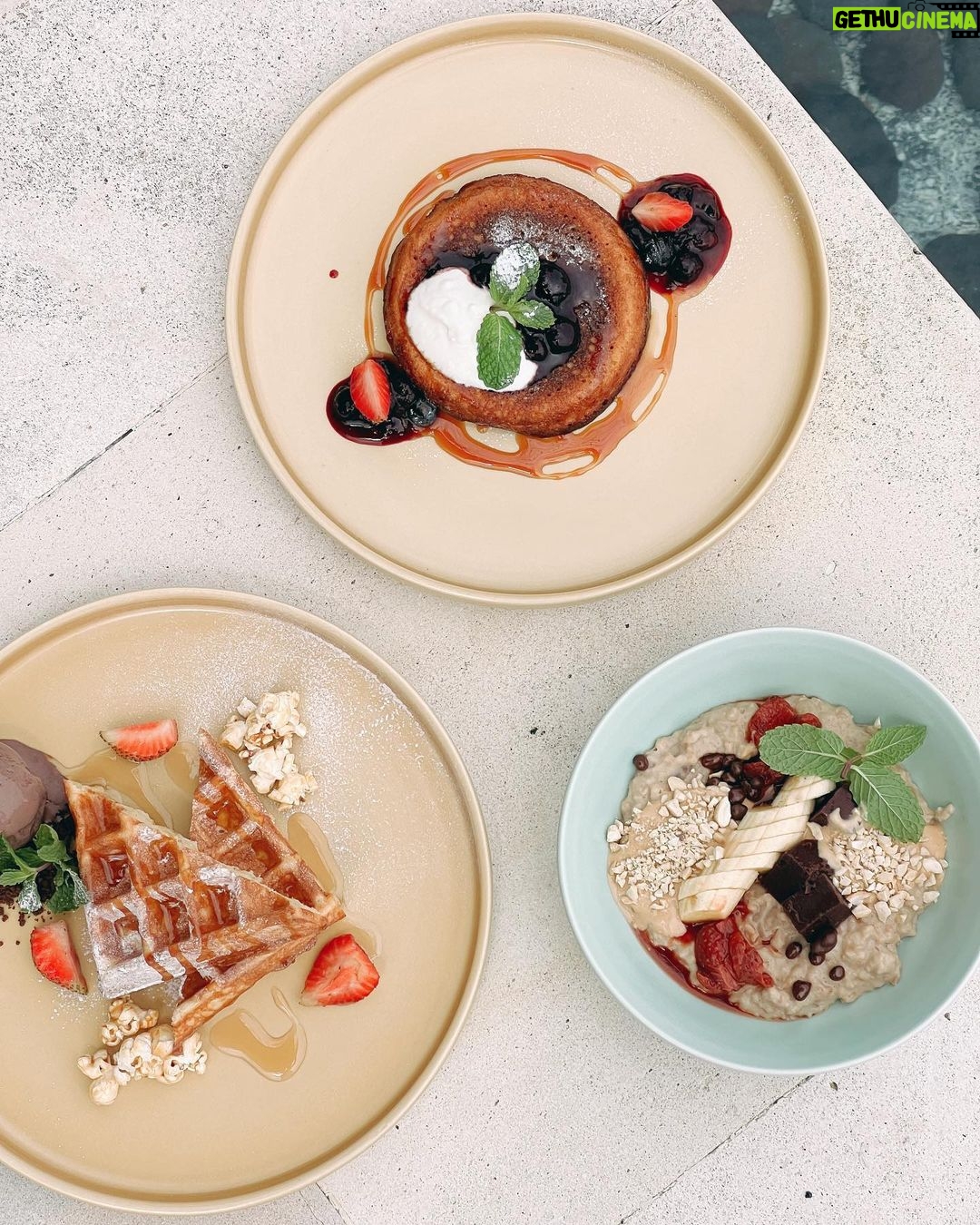 Alanna Panday Instagram - Food Dump @ayanaresort @ayanavillasbali AYANA Resort BALI