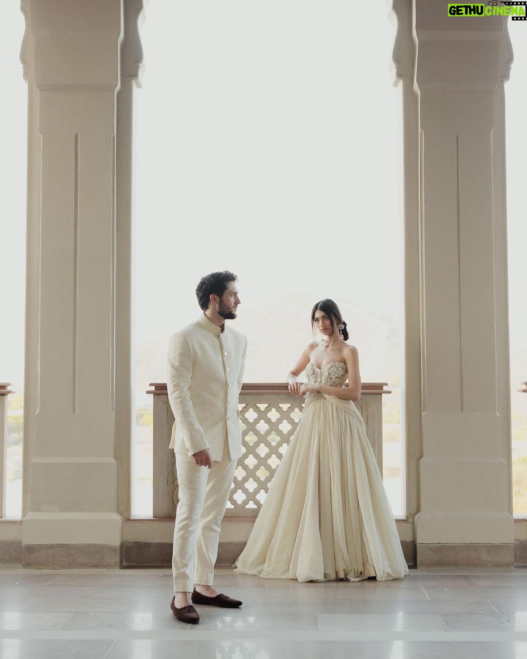 Alanna Panday Instagram - @shantanunikhil ✨ Six Senses Fort Barwara