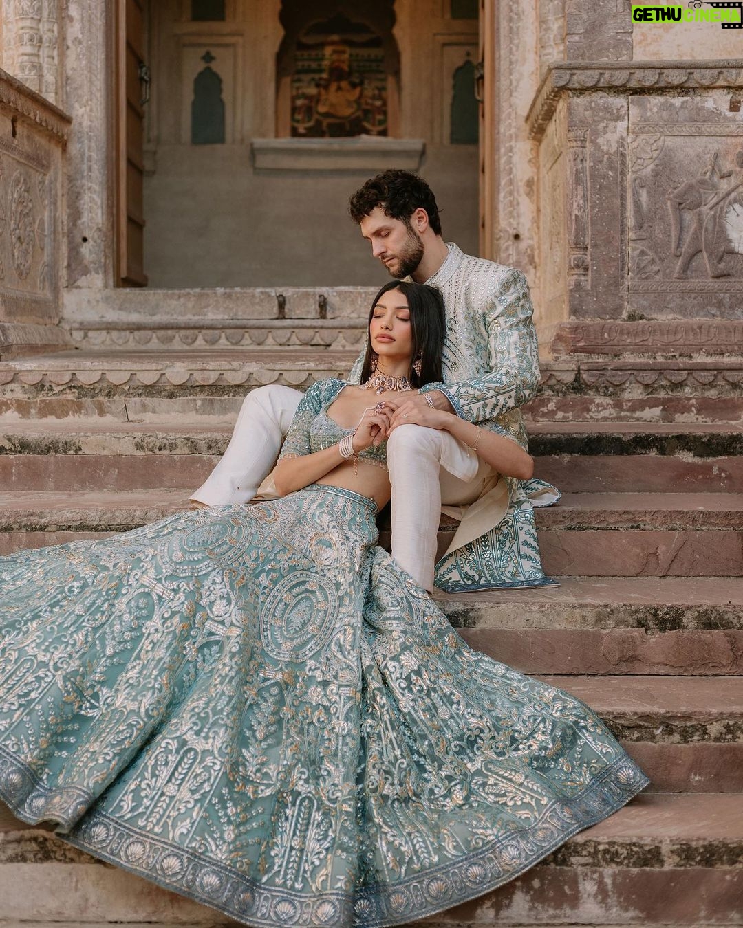 Alanna Panday Instagram - 💙 Six Senses Fort Barwara