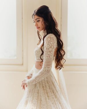 Alanna Panday Instagram - Couldn’t have pictured a more perfect lehenga for my wedding day @manishmalhotraworld @manishmalhotra05 ✨
Jewellery: @manishmalhotrajewellery 
Styled by @stylebyami 
HMU @dollyouup_bys 
Shot by @thehouseontheclouds