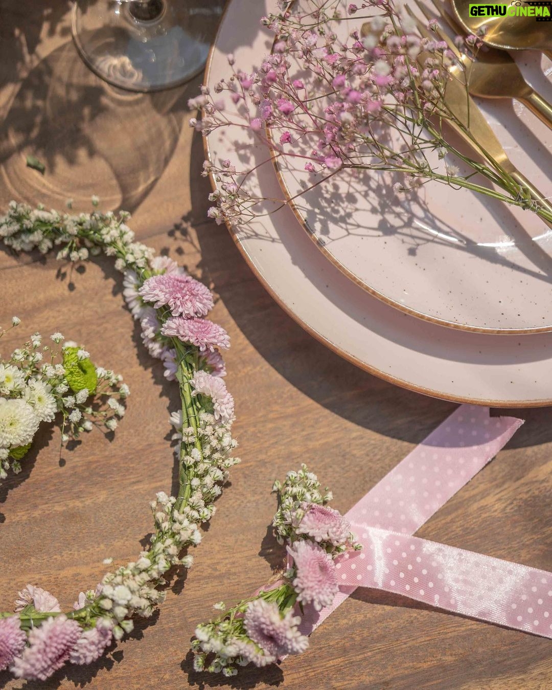 Alanna Panday Instagram - We worked with @doitup.today for our engagement party a year and a half ago and I’m so happy they got to be a part of this bridal brunch to kick start the wedding celebrations 🌸 🌷🌺