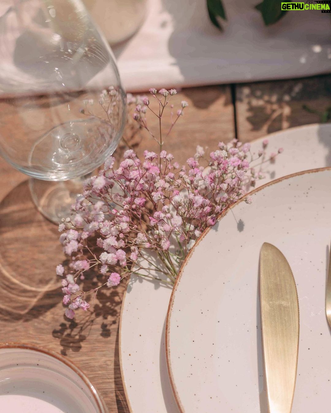 Alanna Panday Instagram - We worked with @doitup.today for our engagement party a year and a half ago and I’m so happy they got to be a part of this bridal brunch to kick start the wedding celebrations 🌸 🌷🌺