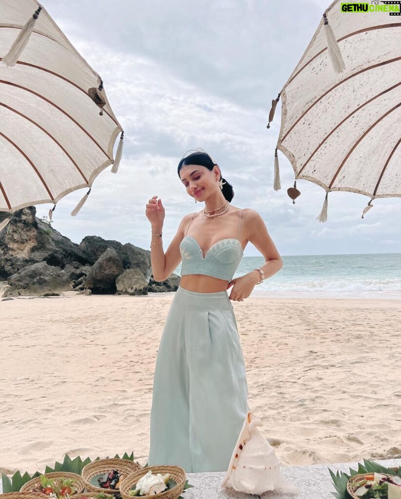 Alanna Panday Instagram - Bachelorette in Bali ☀️ @ayanavillasbali @ayanaresort AYANA Resort BALI
