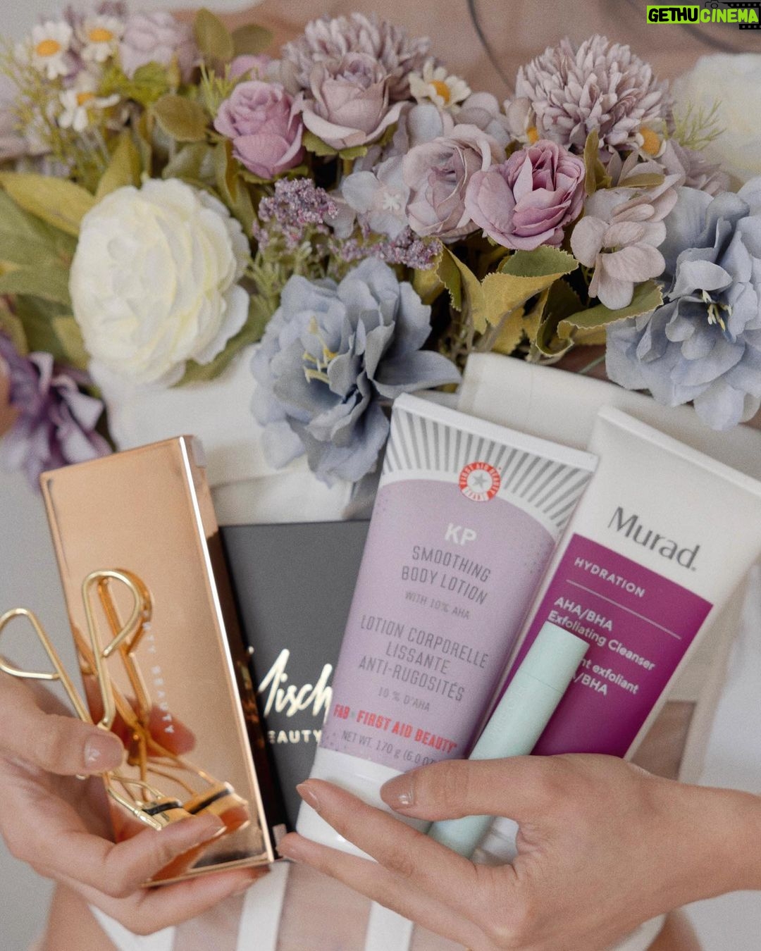 Alanna Panday Instagram - If your New Years resolution was to spend less $$$ on skincare and make up you NEED @IPSY’s Full Size Subscription #IPSYPARTNER You get 5 full size products for just $28. If you had to buy each of these individually it would be $120+!! How can you say no to that? They’ve also made some exciting changes for 2023! Their full subscription members now get to opt in for a ‘Beauty Boost’ to receive one additional high-delight, full-size product (worth $40+) for only $15 more a month. Januarys Full Size Subscription: @MuradSkincare - AHA/BHA Exfoliating Cleanser @tartecosmetics - SEA H2O balm lip tint @fentybeauty - Sun Stalk'R Face + Eye Bronzer & Highlighter Palette (BOOST) @firstaidbeauty - KP Smoothing Body Lotion @mischobeauty - Eyeshadow Palette @v_kosmetik - Eyelash Curler Click the link in @IPSY's bio to take their 5-minute quiz to personalize your own Glam Bag!