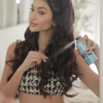 Alanna Panday Instagram - 🎄CHRISTMAS GIVEAWAY🎄 I love styling my hair and my go to’s have always been the Redken styling range @redken and I have come together to give you’ll a chance to win some exciting prizes this festive season! We’ll be picking two lucky winners. Steps to enter: 🎄Let us know which of these Redken products are you excited to try 🎄Tag @redken in the comments 🎄Tag 3 of your friends and ask them to participate too Giveaway closes - 29th Dec at 7pm IST Winners will be tagged in the caption Giveaway valid for profiles based in India. #StyleConfidently #RedkenIndia #AD