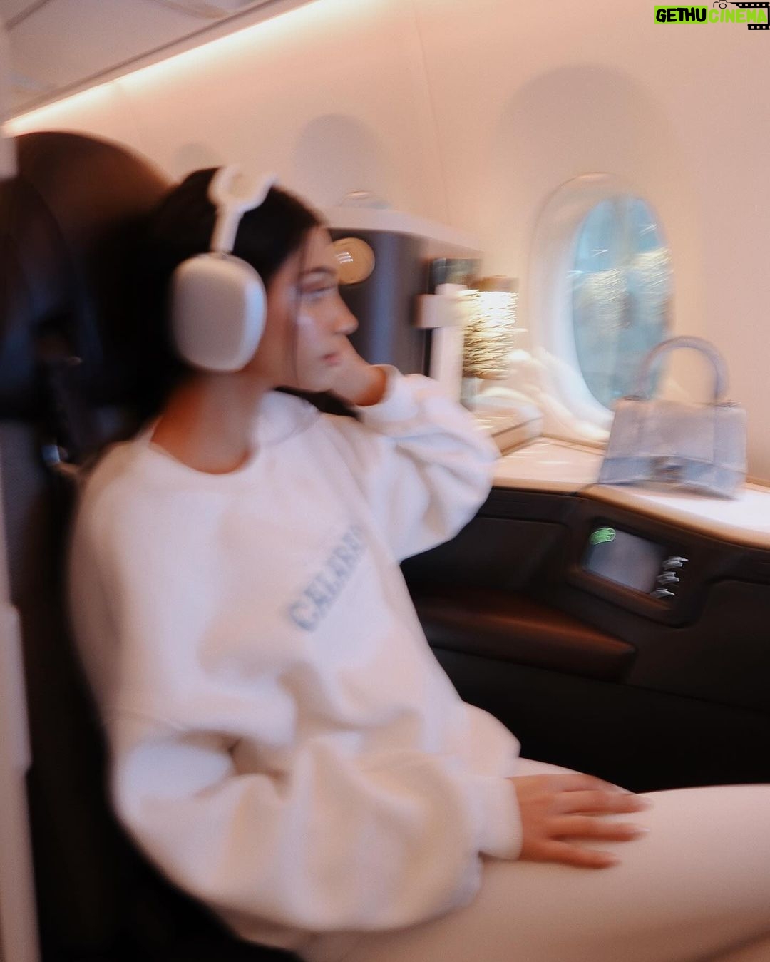 Alanna Panday Instagram - Back home to LA w/ @etihad ✈️ #EtihadPartner