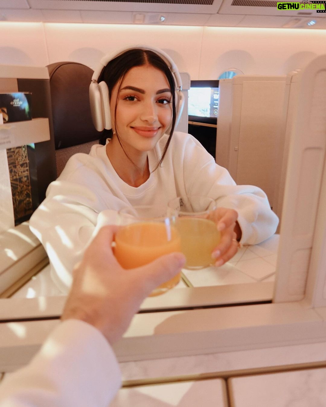 Alanna Panday Instagram - Back home to LA w/ @etihad ✈️ #EtihadPartner