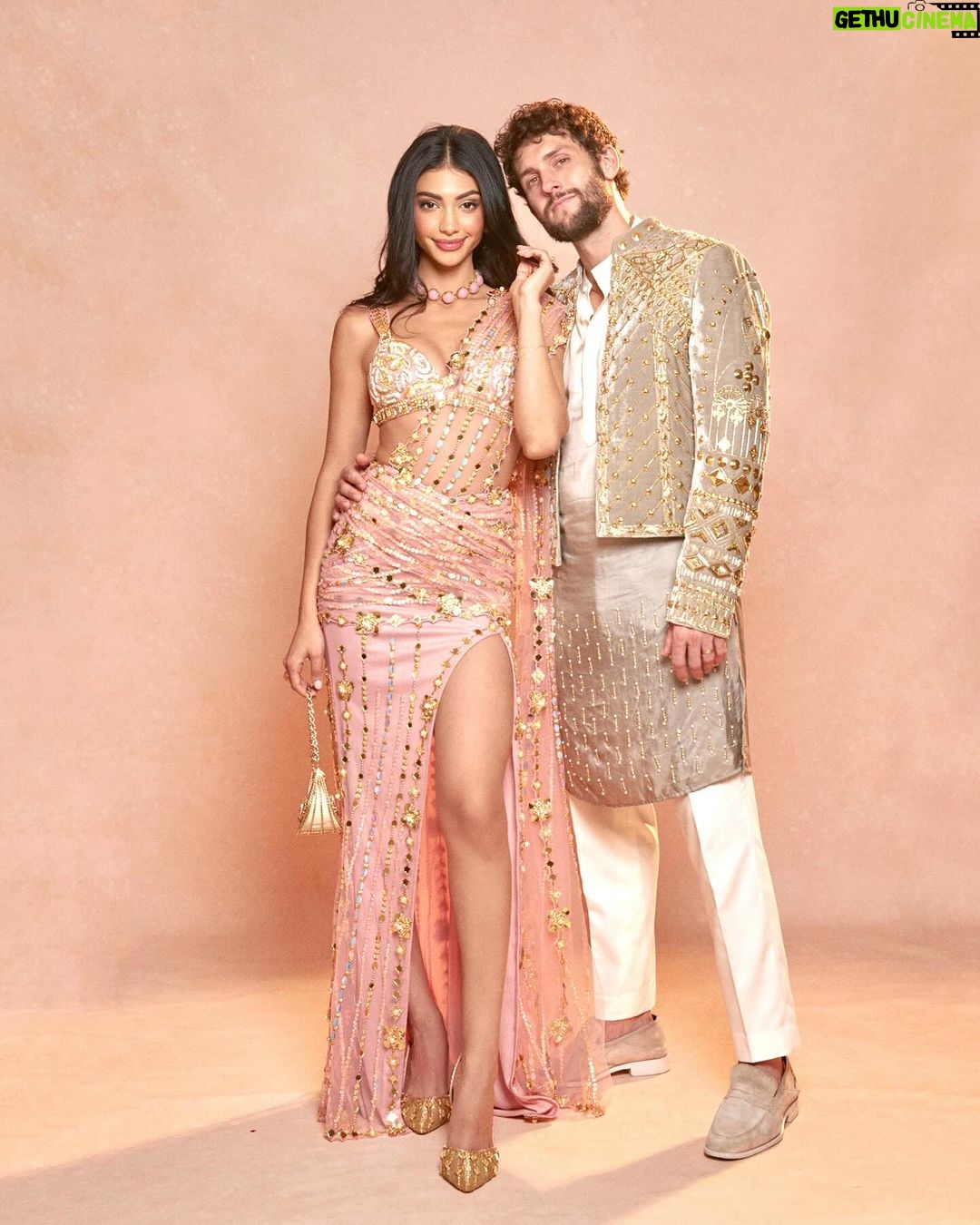 Alanna Panday Instagram - Some more Diwali sparkle ✨ @papadontpreachbyshubhika