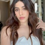 Alaya F Instagram - Hope all of you have a happy happy day today 🤍 . . . Styled by @sheefajgilani Hair by @souravv_roy_ Make up by @divyashetty_ Assisted by @jhanvikhatwani_ Outfit: @intrinsic.in jewels: @iblamebeads @paromapopat