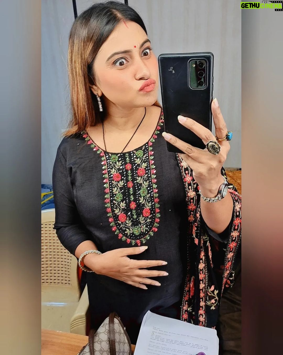 Aleeza Khan Instagram - ππ βDo not feel lonely, the entire universe is inside you. Stop acting so small. You are the universe in ecstatic motion. Set your life on fire.βππ #selflove #selfcare #love #loveyourself #motivation #positivevibes #happiness #inspiration #life #quotes #instagood #believe #lifestyle #mindset #instagram #happy #positivity #success #motivationalquotes #goals #bhfyp #yourself #mentalhealth #like #inspirationalquotes #follow #fitness #quoteoftheday #healing #beauty Cine Classic Studio