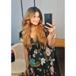 Aleeza Khan Instagram - 💜💜 "When you have a dream, you've got to grab it and never let go." 💜💜 #selflove #selfcare #love #loveyourself #motivation #positivevibes #happiness #inspiration #life #quotes #instagood #believe #lifestyle #mindset #instagram #happy #positivity #success #motivationalquotes #goals #bhfyp #yourself #mentalhealth #like #inspirationalquotes #follow #fitness #quoteoftheday #healing #beauty Classic Studio Mira Road