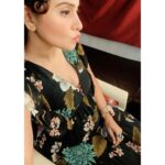Aleeza Khan Instagram - 💜💜 "When you have a dream, you've got to grab it and never let go." 💜💜 #selflove #selfcare #love #loveyourself #motivation #positivevibes #happiness #inspiration #life #quotes #instagood #believe #lifestyle #mindset #instagram #happy #positivity #success #motivationalquotes #goals #bhfyp #yourself #mentalhealth #like #inspirationalquotes #follow #fitness #quoteoftheday #healing #beauty Classic Studio Mira Road
