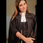Aleeza Khan Instagram - ♥️♥️ Glad to Join the cast of Radha Mohan on Zeetv As Devika .LSD Production ♥️♥️ Character : Devika sahai Show : Radha mohan Channel : Zee tv #workmode #tvshow #radhamohan #devika #lawyer #zeetv #zee5 #iamaleezakhan #shabbirahluwalia #lsdproductions