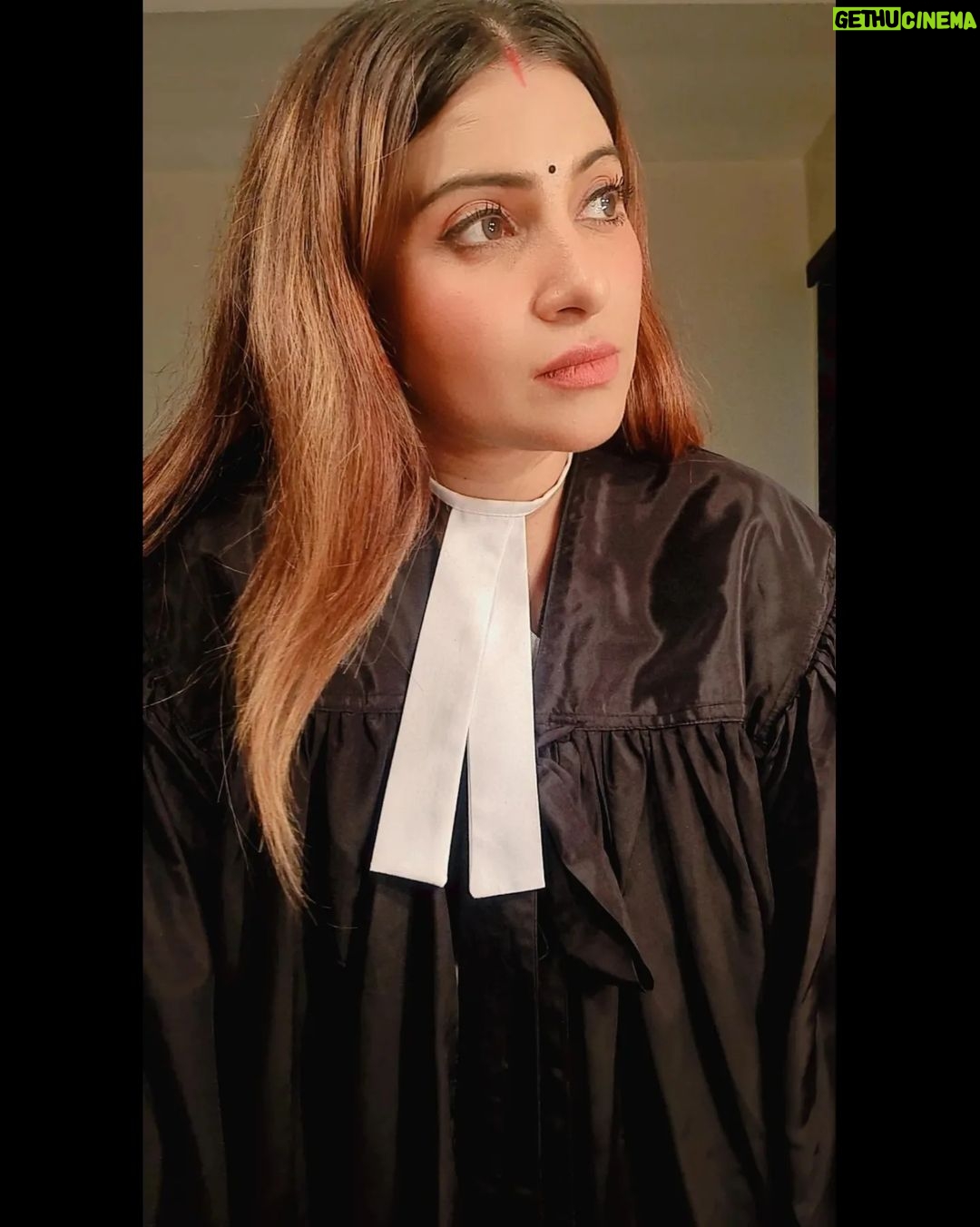 Aleeza Khan Instagram - ♥️♥️ Glad to Join the cast of Radha Mohan on Zeetv As Devika .LSD Production ♥️♥️ Character : Devika sahai Show : Radha mohan Channel : Zee tv #workmode #tvshow #radhamohan #devika #lawyer #zeetv #zee5 #iamaleezakhan #shabbirahluwalia #lsdproductions