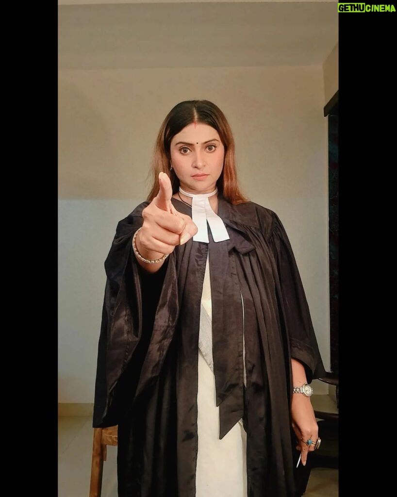 Aleeza Khan Instagram - ♥️♥️ Glad to Join the cast of Radha Mohan on Zeetv As Devika .LSD Production ♥️♥️ Character : Devika sahai Show : Radha mohan Channel : Zee tv #workmode #tvshow #radhamohan #devika #lawyer #zeetv #zee5 #iamaleezakhan #shabbirahluwalia #lsdproductions