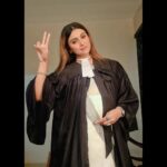Aleeza Khan Instagram - ♥️♥️ Glad to Join the cast of Radha Mohan on Zeetv As Devika .LSD Production ♥️♥️ Character : Devika sahai Show : Radha mohan Channel : Zee tv #workmode #tvshow #radhamohan #devika #lawyer #zeetv #zee5 #iamaleezakhan #shabbirahluwalia #lsdproductions