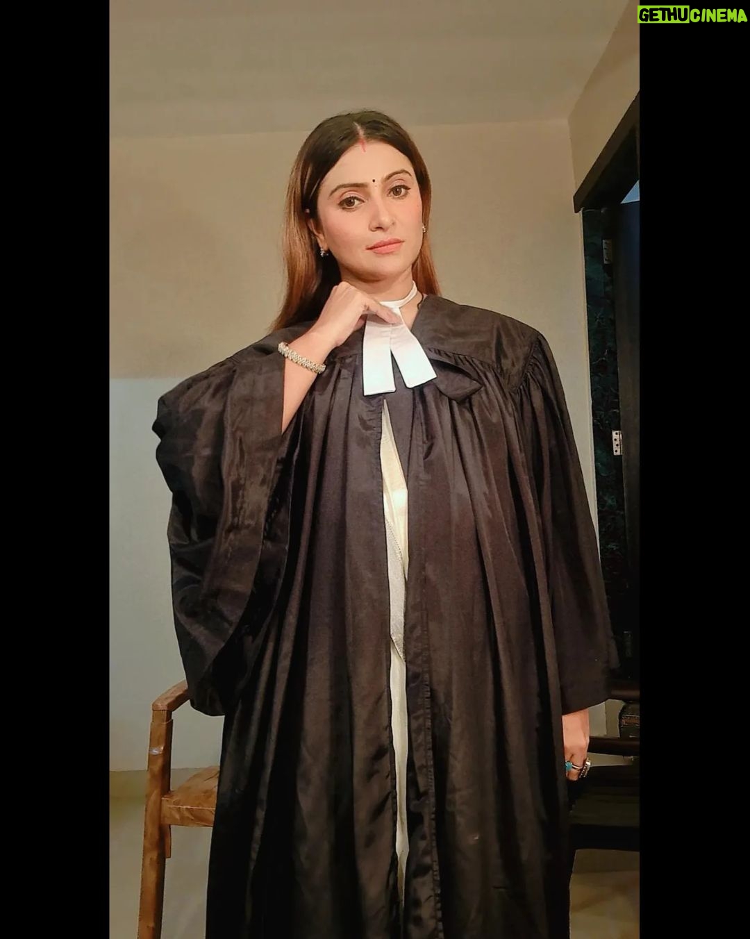 Aleeza Khan Instagram - ♥️♥️ Glad to Join the cast of Radha Mohan on Zeetv As Devika .LSD Production ♥️♥️ Character : Devika sahai Show : Radha mohan Channel : Zee tv #workmode #tvshow #radhamohan #devika #lawyer #zeetv #zee5 #iamaleezakhan #shabbirahluwalia #lsdproductions