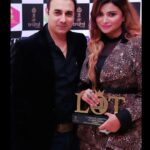 Aleeza Khan Instagram - ♥️♥️ Big thankyou Lords of the trendz for the honour of Most stylish television actress 2023. ♥️♥️Lovely Event, great show , great team. Cheers to Season 4. @trishul_the_divine @lordoftrendzofficial @shobhhitsloshes_official @ssongerwala #show #Event #awards how #awardsnight #fashionshow #goodtimes #happy #totally #blessed #lordsoftrendzofficial Galaxy Banquet