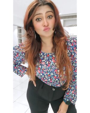 Aleeza Khan Instagram - ♥️♥️♥️ "Happiness often sneaks in through a door you didn't know you left open."♥️♥️♥️

#happiness #love #happy #life #motivation #instagood #selflove #inspiration #positivevibes #quotes #instagram #lifestyle #believe #loveyourself #smile #success #mindset #like #positivity #goals #bhfyp #motivationalquotes #follow #yourself #photography #photooftheday #beautiful #inspirationalquotes #quoteoftheday #peace
