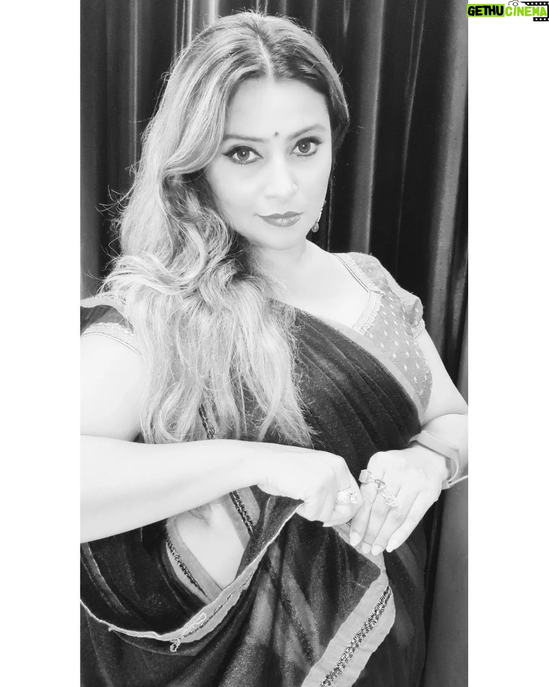 Aleeza Khan Instagram - ❤️❤️“One of the greatest regrets in life is being what others would want you to be, rather than being yourself.”❤️❤️