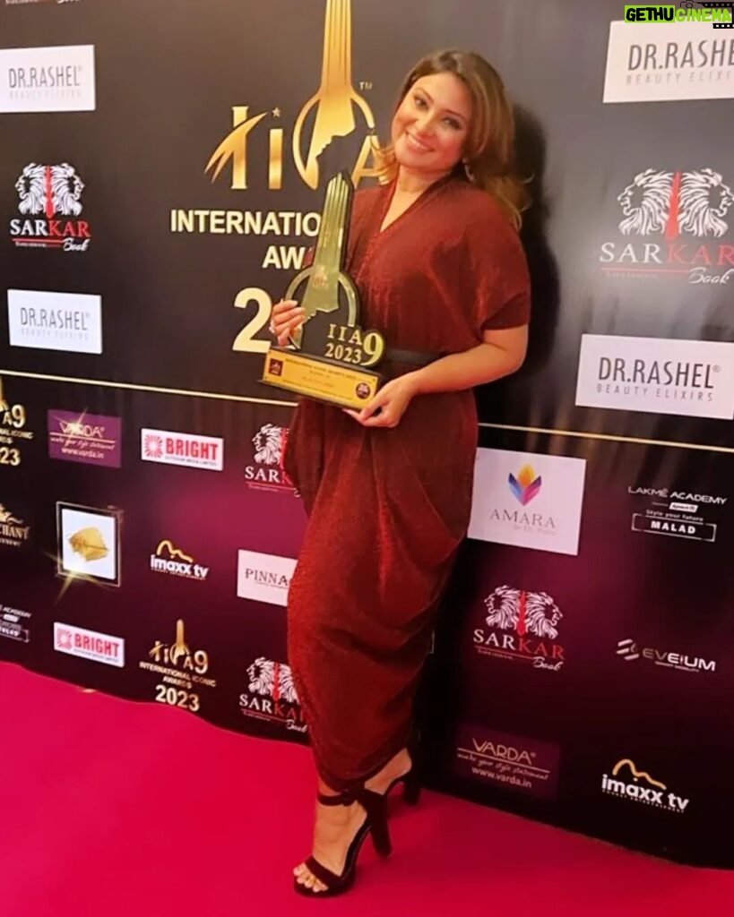 Aleeza Khan Instagram - 🌟❤️🌟 International iconic awards Season 9 2023🌟❤️🌟 ❤️ 8th June 2023 ❤️ Date To Be Remembered !!!! 🌟🌟Hard work always pays of !!!🌟🌟 Won the title of" the Best Promoter of India 2023.Quiet Not a usual title looking at my Career Journey. But I am a multifunctioning and multi talented girl. Who believes in being different and doing different. So here I am. Completed My New task. From Being an actor, to an influencer , from an anchor to a branding partner to, a promoter, to an organiser to a mediator ,also a grooming teacher . Quiet alott OF titles. Its Good to be different..always loved the title of being versatile. My 50th award In my gallery, From a special Event " International iconic awards Season 9 2023 " to a special Title i got " International Iconic Best promoter of india 2023" . Big thankyou to my team , who worked really hard while I was away, taking responsibilities and running around day and night for making the show Happen amd successful.without you all we wouldn't have made it. ❤️❤️❤️❤️ Show Sponsored by @sarkarbookofficial @kgfbookofficial @justmerchantthings without whom the Show wouldn't be successful and reach to its destination. The final judgement day. The journey began 5 months back , with immense pressure, a test of hardwork. Quiet a roller coaster ride. Wasnt Easy for any1 of us. Too many ups downs , tiffs and clashes, But in the End what Goes Well Ends well.My 1st Ever Event as An Associate Organiser. And a promoter with my 2 lovely people. @mohammed_nagaman @iadityakhurana Thankyou for believing in Me and making me a part of @internationaliconicaward Truly a special one. ❤️🌟❤️🌟❤️ Big thanks to @pinnaclecelebs @thesantoshgupta Special thanx to this wonderful human Being @6_ankitgupta It's a pleasure to Receive an award From You. ✌🏻✌🏻✌🏻 Best days Coming darling !!! Chao chao 😍😍😍 #award #awards #awardwinning #winner #love #film #music #totally blessed #alhumdullilah #photography #design #art #awardnight2023 #recognition #awardshow #instagram #movie #instagood #bollywood #actor #influencer #india #cinema #director #business #congratulations #trophy #movies #event #motivation St Andrews Auditorium