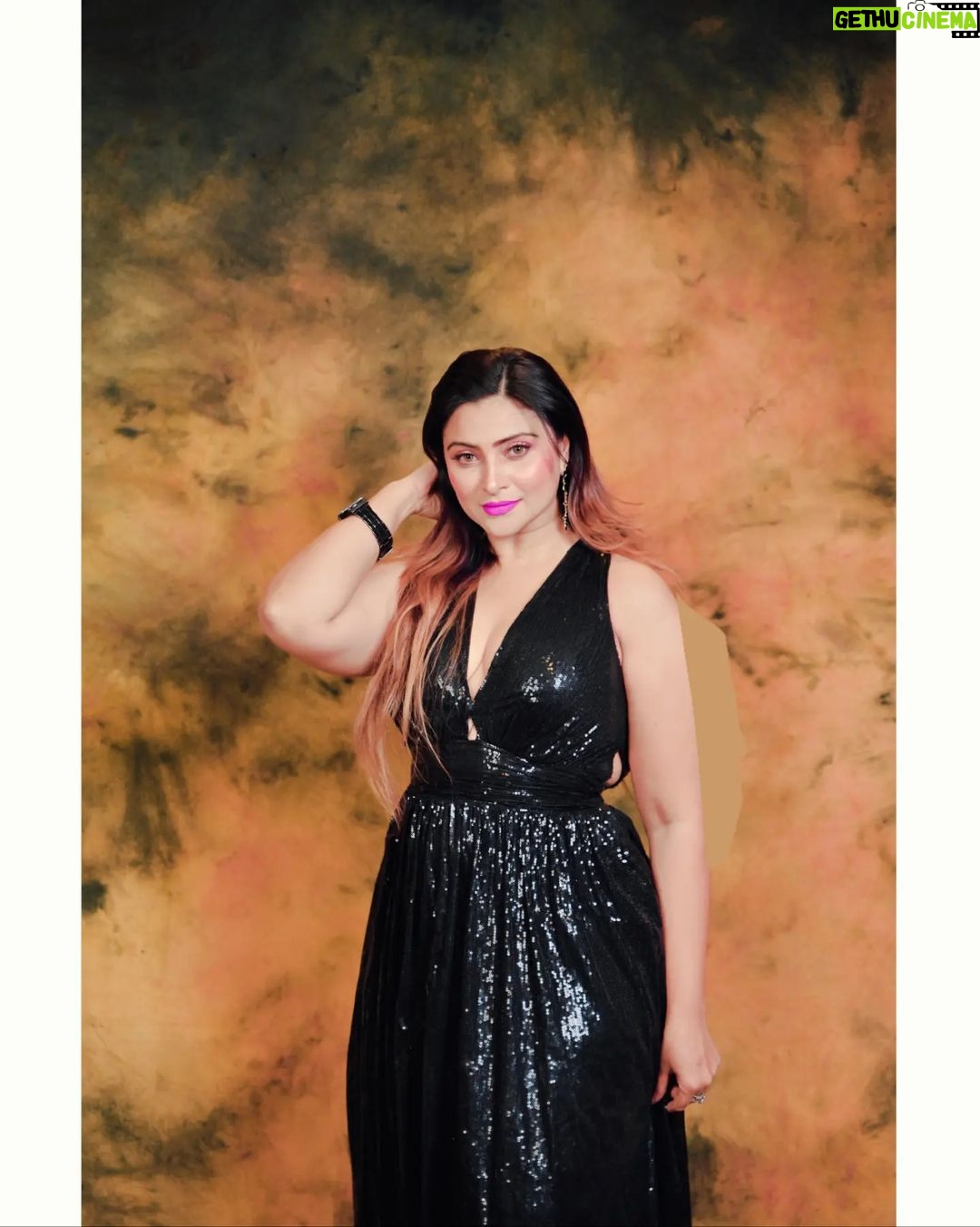 Aleeza Khan Instagram - BIG THANKYOU!!!! FOR THIS WONDERFUL TITLE *" STRONGEST VERSATILE PERSONALITY OF THE YEAR 2023"* @universal_india_awards @kalakar_manus @jyotichaudhary.official Thankyou to Each One of you , For always Loving Me And Supporting me and always showing Ur Unconditional Love. Tahmkyou for choosing me ... Its all you Beautiful People For who I Am Today . Can't thankyou all enough ... A journey started 15 yrs ago and still going on....Alhumdullilah...out of words but just remember you all are all in my heart and in my prayers Forever. Thankyou once again !!! Keep loving me always ❤️ #gracious #shukran #danke #thankyou #love2all #cheers #awards #trophy #universalindiaawards2023 #stayblessed #stayhumble #staykind #actor #actorslife #awards2023 JW Marriott Mumbai Sahar