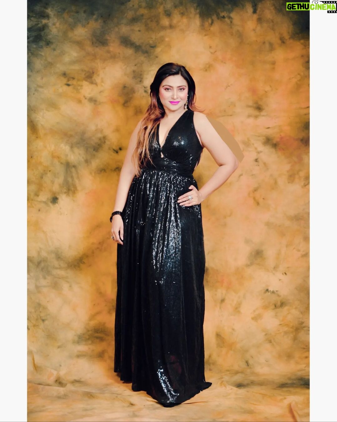 Aleeza Khan Instagram - BIG THANKYOU!!!! FOR THIS WONDERFUL TITLE *" STRONGEST VERSATILE PERSONALITY OF THE YEAR 2023"* @universal_india_awards @kalakar_manus @jyotichaudhary.official Thankyou to Each One of you , For always Loving Me And Supporting me and always showing Ur Unconditional Love. Tahmkyou for choosing me ... Its all you Beautiful People For who I Am Today . Can't thankyou all enough ... A journey started 15 yrs ago and still going on....Alhumdullilah...out of words but just remember you all are all in my heart and in my prayers Forever. Thankyou once again !!! Keep loving me always ❤️ #gracious #shukran #danke #thankyou #love2all #cheers #awards #trophy #universalindiaawards2023 #stayblessed #stayhumble #staykind #actor #actorslife #awards2023 JW Marriott Mumbai Sahar