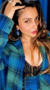Aleeza Khan Instagram - Important Update Guys! JANNAT ONLINE BOOK Only Platform Jahan aap logo ko Na hi Koi TDS aur Na hi Koi GST bharna hai. 😍💰 100% Winnings Aapke Account mein kuch hi der mein. 💯🤝 Licensed and Legal ✔️ Safe and Secured ✔️ Instant Withdrawls ✔️ Drop a Whatsapp Message and Start Earning now only on JANNAT Online Platform. 🔥👇🏻 +91 8120000985 +91 7704042929