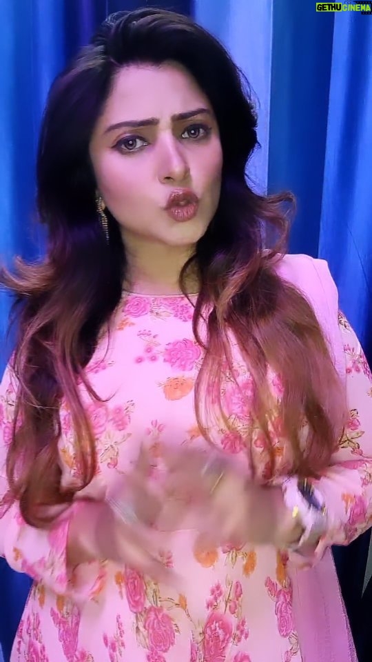 Aleeza Khan Instagram - Hey guys, Are you looking to make daily profits? 💰 Join vsgranbir, Asia’s #1 Sports Analyst Vikram Singh Gandhi AKA Ranbir Roy. One of the oldest Cricket Analyst in India. Start winning today 🤑 Telegram link : https://t.me/RANBIRROYOFFICE Instagram link : @vsgranbirreall