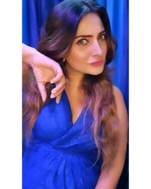 Aleeza Khan Instagram - ♥️♥️ Treat her like you never want to lose her."♥️♥️

#selflove #selfcare #love #loveyourself #motivation #positivevibes #happiness #inspiration #life #quotes #instagood #believe #lifestyle #mindset #instagram #happy #positivity #success #motivationalquotes #goals #bhfyp #yourself #mentalhealth #like #inspirationalquotes #follow #fitness #quoteoftheday #healing #beauty