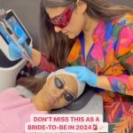 Alisha Prajapati Instagram – SEND this to a bride-to-be who needs a medifacial before her wedding♥️✨

@alishaprajapati went for a customised Q-switch facial for her concerns & to have a glowy face throughout the wedding season!💅