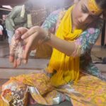 Amandeep Sidhu Instagram – Silent conversations with the divine 🔱
Did beautiful darshan of MAHAKALESHWAR AND OMKARESHWAR yesterday🔱
.
.
.
.
.
.
#amandeepsidhu #mahakal #omkareshwar #omnamahahivaya Madhya Pradesh