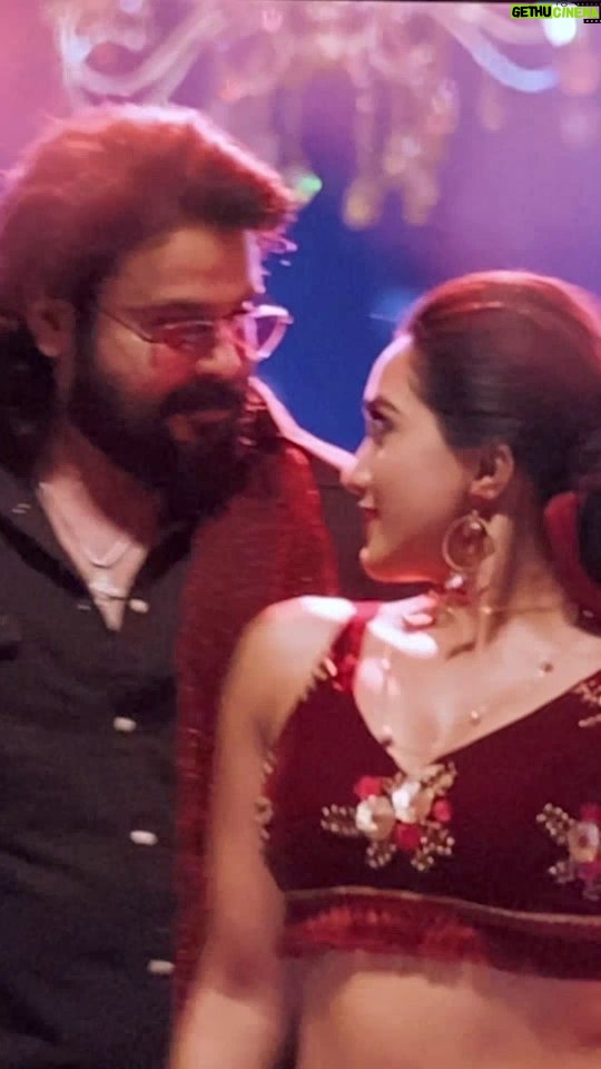Amika Shail Instagram - Mujhe paale from BANDRA ... . . #AmikaShail #bandra #dileepactor #dileepettan😍 #rakka #reels #bandramovie