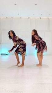 Amika Shail Instagram - Dil ko hazar baar roka ❤️ . . Place @byou.in Choreograph by @aakanksha5678 Styled by @nmore_mumbai . . #AmikaShail #reels #trending #reelkarofeelkaro