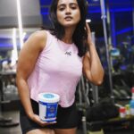 Amika Shail Instagram – Presenting the delicious penut butter from @myfitness ❤️🔥
.
.
#AmikaShail #penutbutter #myfitness #gymgirl