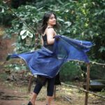 Amika Shail Instagram – Subho durgashtami ❤️
.
.
Travel partner @teamtrippova
Accomodation by @spinoratravelco
Click by @riyas_kanthapuramphotography
@riginrosh
.
.
#AmikaShail #durgapuja #mahashtami #ashtami #puja #festival