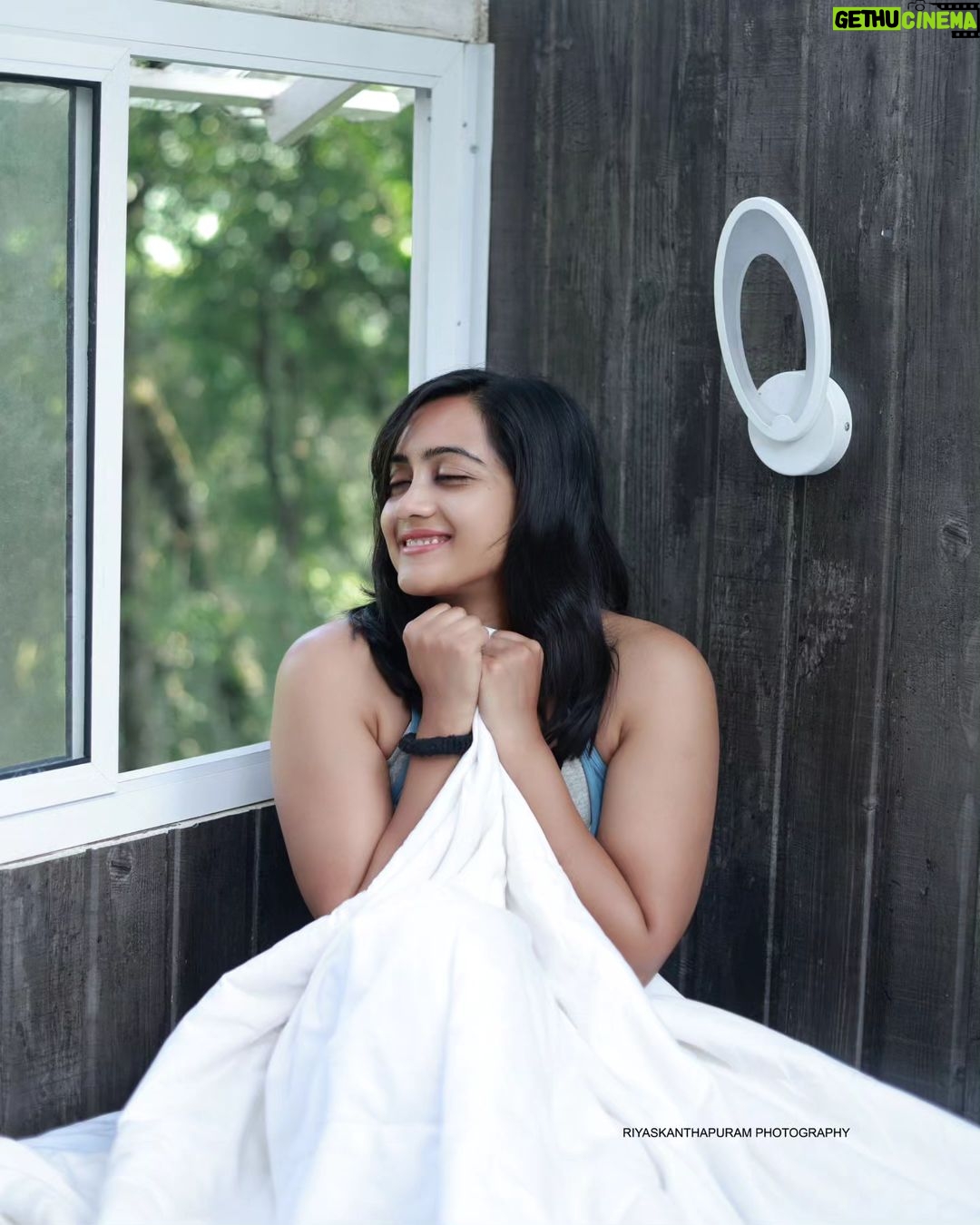 Amika Shail Instagram - SPINORA Resort, Wayanad, KERALA❤️ Such wild life safari I had in the mother Nature 🍀🌿 . Travel partner @teamtrippova accomodation by @spinoratravelco . Click by @riyas_kanthapuramphotography @riginrosh . . . #Amikashail #trippova #spinora #nature #jungle #wildlife Wayanad,Kerala