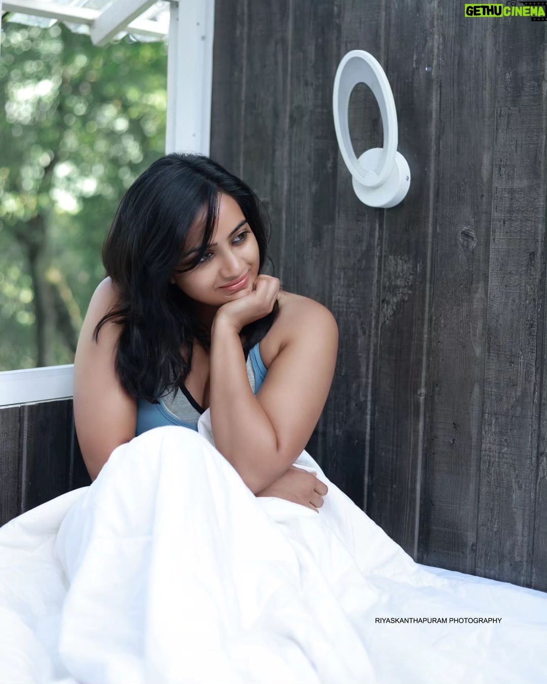 Amika Shail Instagram - SPINORA Resort, Wayanad, KERALA❤️ Such wild life safari I had in the mother Nature 🍀🌿 . Travel partner @teamtrippova accomodation by @spinoratravelco . Click by @riyas_kanthapuramphotography @riginrosh . . . #Amikashail #trippova #spinora #nature #jungle #wildlife Wayanad,Kerala