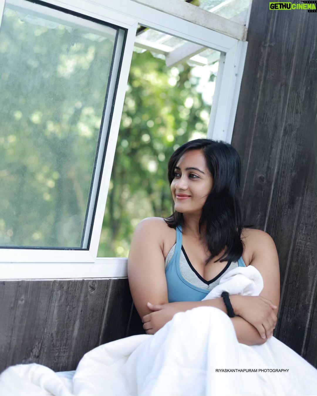 Amika Shail Instagram - SPINORA Resort, Wayanad, KERALA❤️ Such wild life safari I had in the mother Nature 🍀🌿 . Travel partner @teamtrippova accomodation by @spinoratravelco . Click by @riyas_kanthapuramphotography @riginrosh . . . #Amikashail #trippova #spinora #nature #jungle #wildlife Wayanad,Kerala