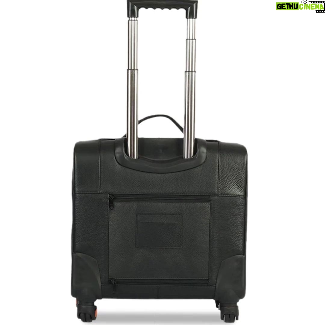Amika Shail - 15K Likes - I am convinced that there can be Luxury in the Simplicity.. 💎
.
.
.
#Amikashail #travel #bag #trolley #myntra