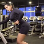 Amika Shail Instagram – Chasing is boring ! 🔥
.
.
.
#AmikaShail #fitness #reelkarofeelkaro #trending #explore #reels #sporty