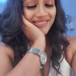 Amika Shail Instagram - Khayalon me tere khoyi hu ❤️ . . . #AmikaShail #reels #reelsinstagram #trending #gulimata #explore