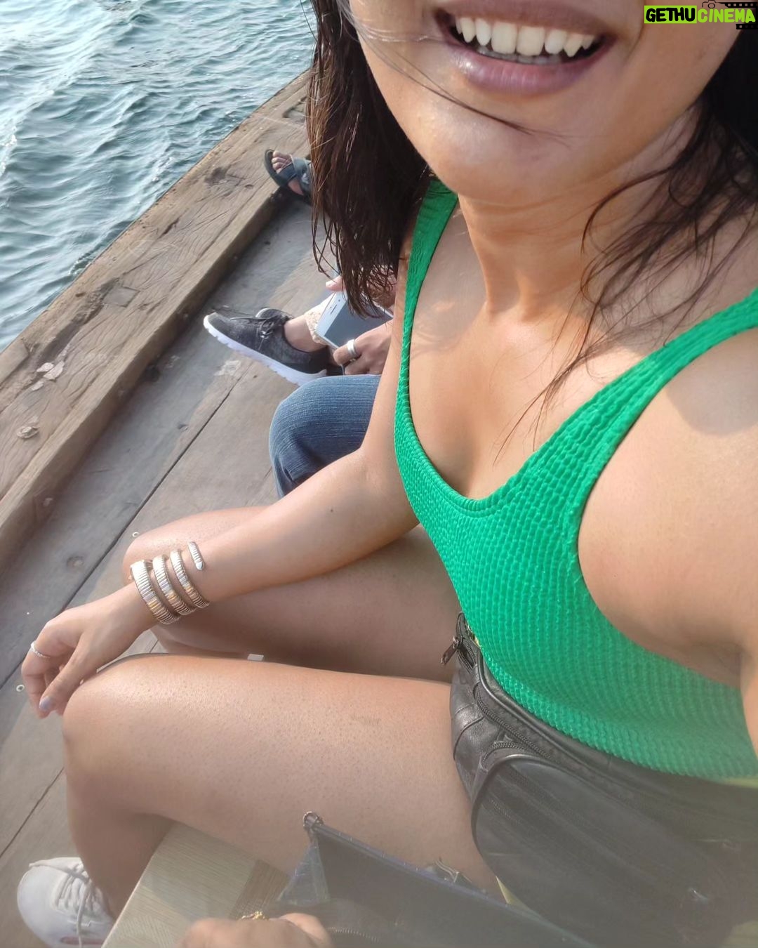 Amika Shail Instagram - 🌍🍃 . . . #AmikaShail #dubai #instagood #instalike #picoftheday #hot #meenabazaar #ootd