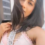 Amika Shail Instagram - Yalla habibi ! Come to Dubai 🤣 . . #AmikaShail #dubai #arab #uae #arabic #instagood Marina Walk Dubai