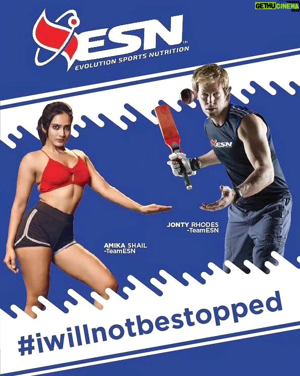 Amika Shail Instagram - Presenting @esnindia with @jontyrhodes8 ✨ . . . . . #amikashail #jontyrhodes #esn #fitness #athlete #cricket #photooftheday