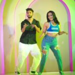 Amika Shail Instagram - Copy & tag me your Moves . Best will be posted on my Page ! Hashtag #MujhePaale . . Choreograph by @m_mohit_yadav . . #AmikaShail #bandra #dileepettan😍 #mujhepaale #dileepactor #bandramovie #reels #trending