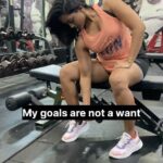 Amika Shail Instagram – Goal is…
.
.
#AmikaShail #reels #trending #fitness #christmastime #christmastree #christmas