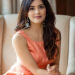 Amritha Aiyer Instagram - Hola !! 👋🏼 . Stylist - @jiva_karunya Makeup- @athmi_makeupstories Hair - @hairtales.by.punithavathy 📸 - @arunprasath_photography