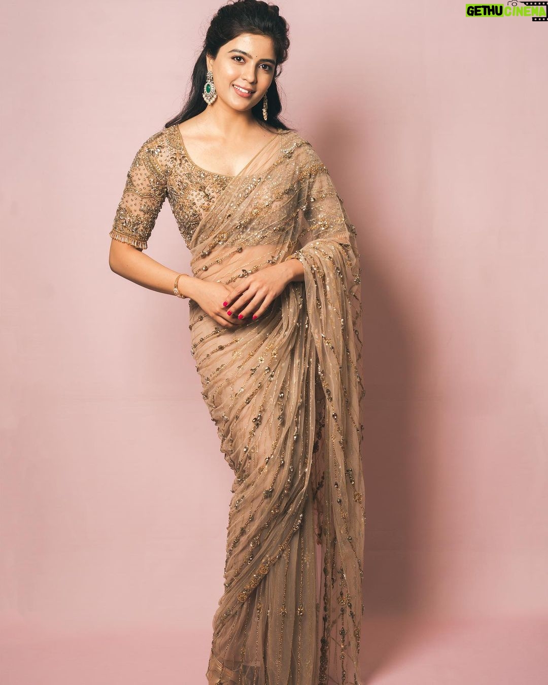 Amritha Aiyer Instagram - ⭐️💫 . Outfit - @archana.karthick @jeeva_karunya95 Earrings- @kushalsfashionjewellery